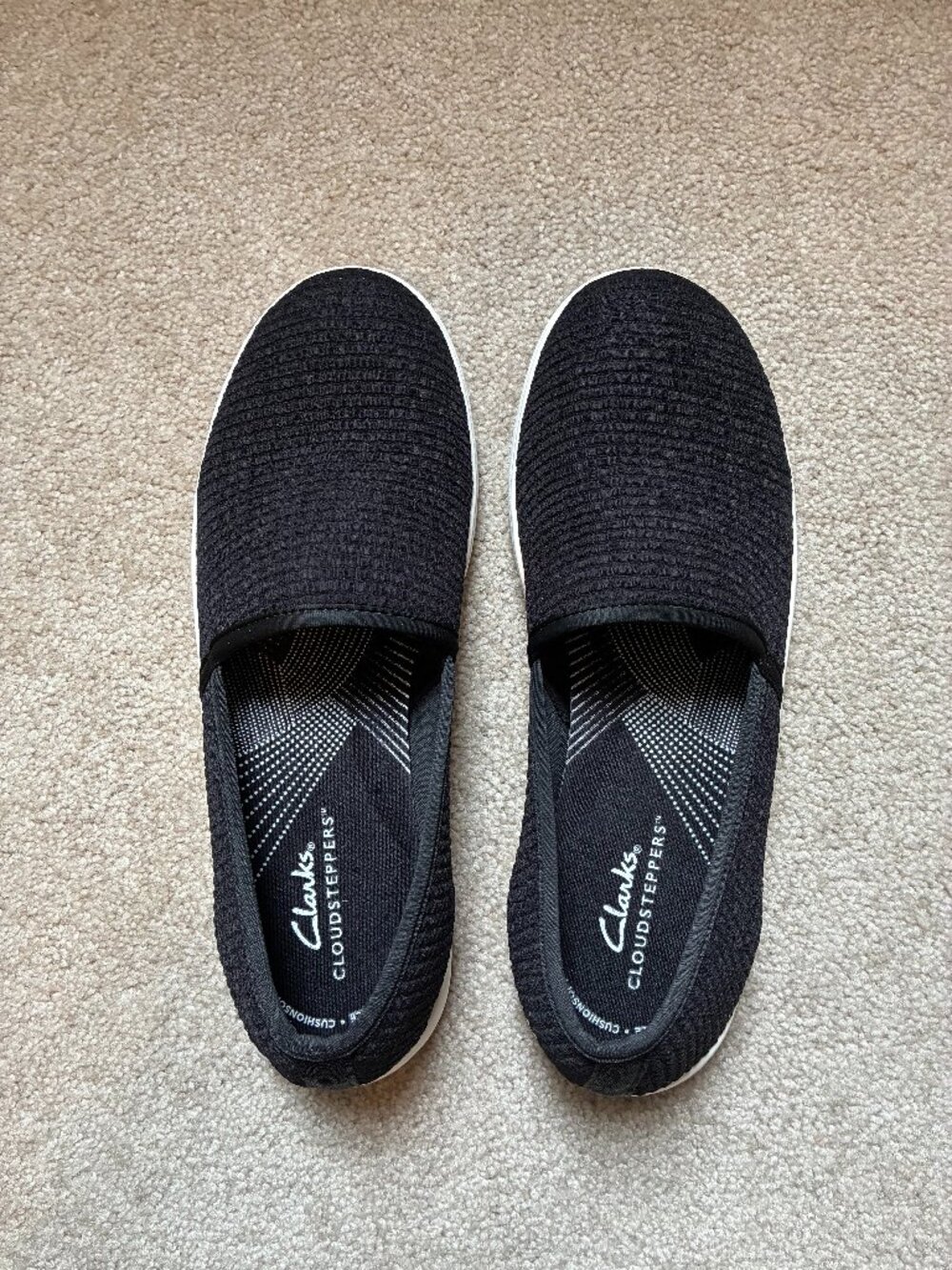 Clarks Womens BreezeStretch Loafer